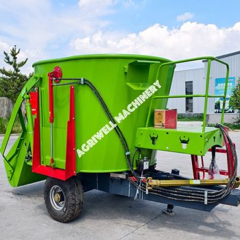 Professional Feed Mixer High-Tech Grass Crushing Equipment Low Loss Feed Machine Cow Sheep