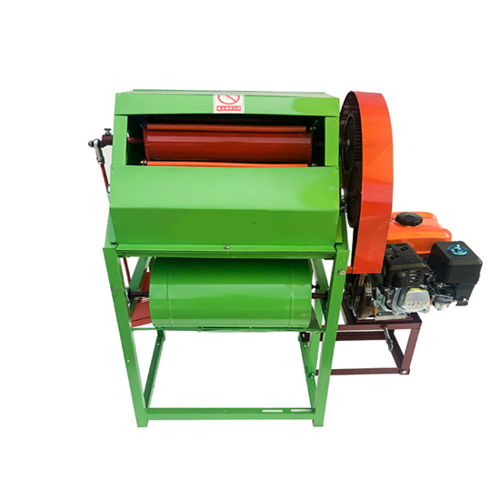 Best quality wet peanut groundnut picking picker machine for sale groundnut peanut picker harvesting machine price